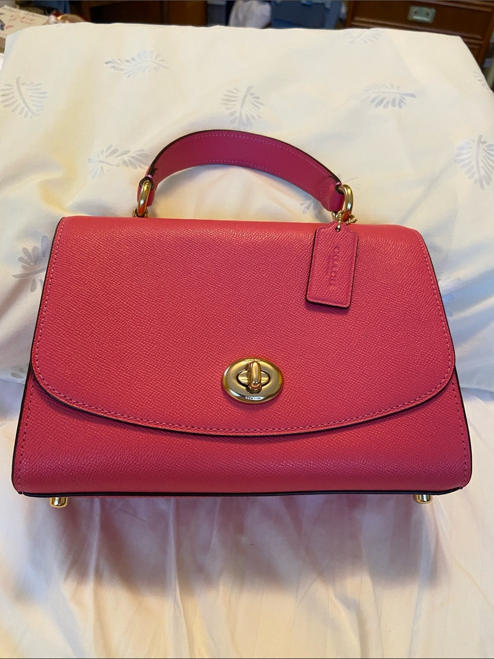 New authentic Coach Tilly top handle